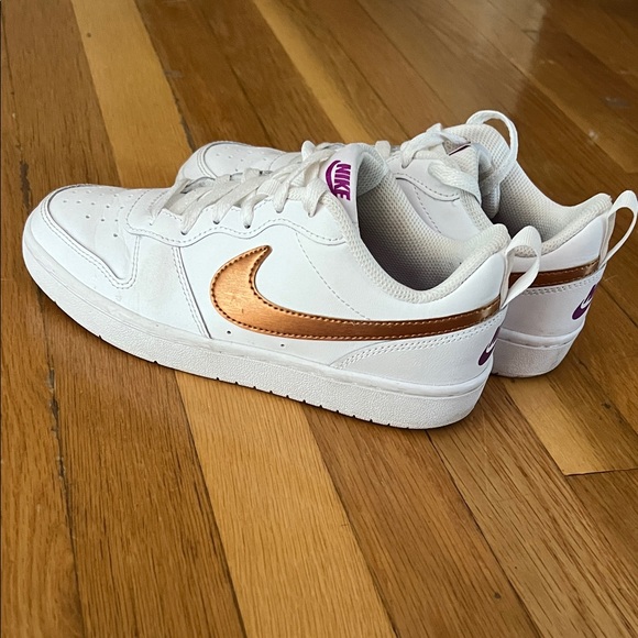 Nike White Sneakers with Brown Swoosh - Picture 1 of 8